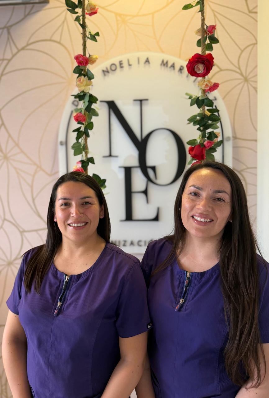 Nataly Tapia y Joaquina Tapia, colaboradoras de la Clínica Dra. Noe